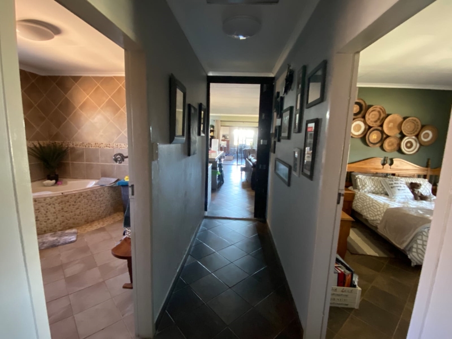 5 Bedroom Property for Sale in Koster North West